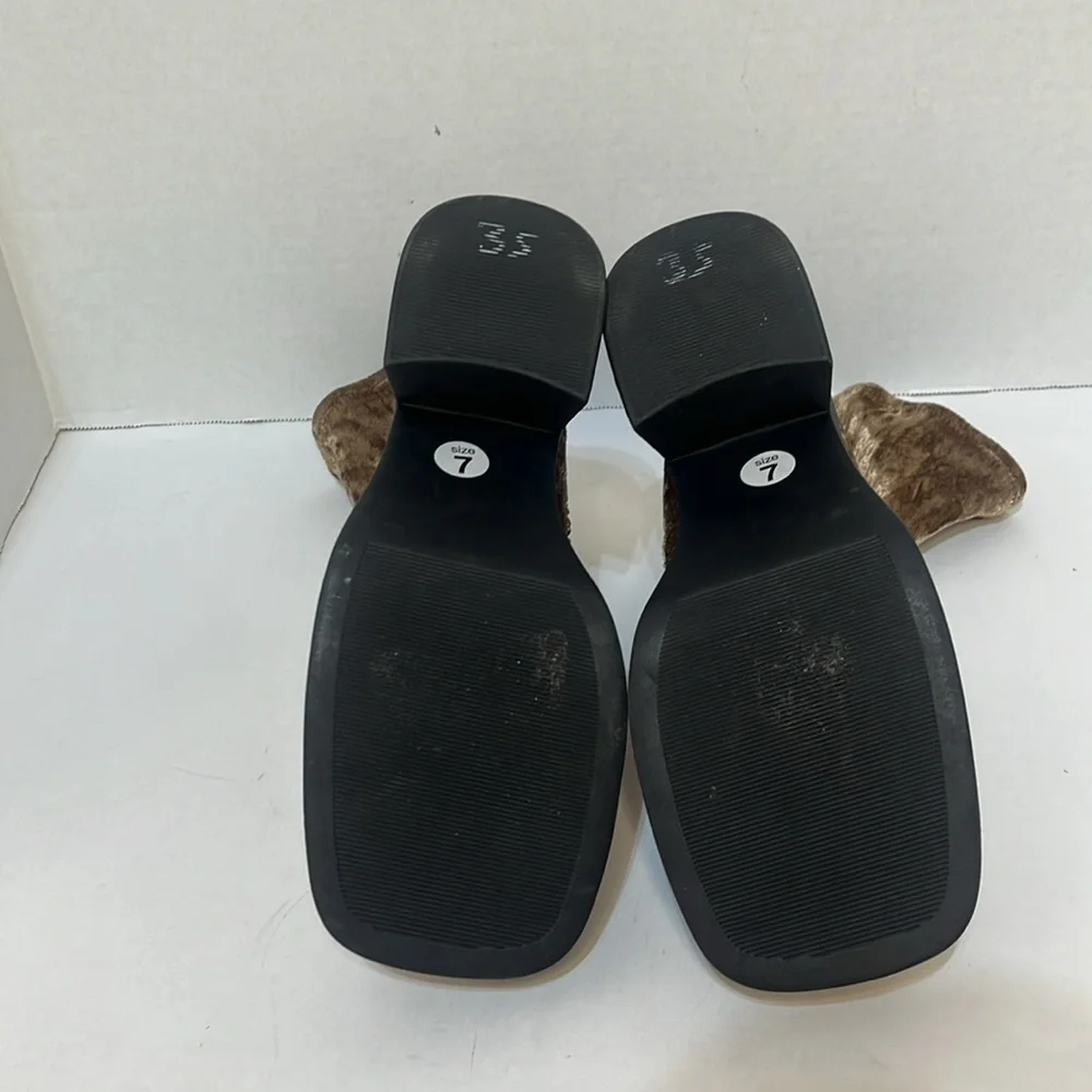 NWOB Steve Madden Klayton Velvet‎ Platform Mid Boots Size 7 - Picture 4 of 6